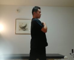 骨盤の傾いた方向に重心がのるシリーズ②　スイング編