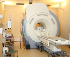 85~90%の腰痛は原因不明？